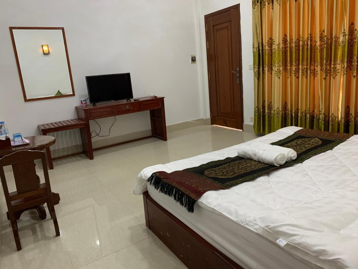 Reaksmey Meanrith Guesthouse And Residence Sihanoukville Bagian luar foto